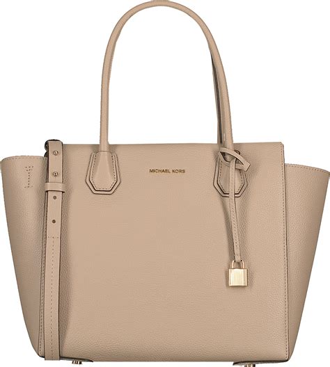 michael kors handtasche beige|Michael Kors silver satchel handbag.